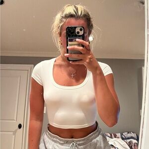 SHEIN White Scoop Neck Crop Top